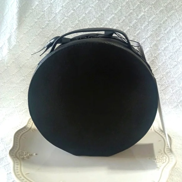 Vera Bradley × Disney 100 Snow White Whimsy Cosmetic Case - Picture 6 of 16